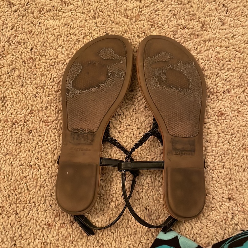 Black & gold braided sandals size 7 - Picture 2 of 2
